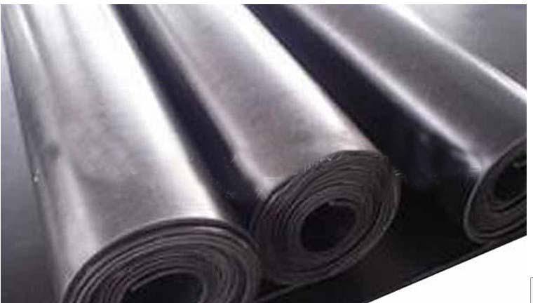 
                如何通過4個(gè)簡單的步驟自行切割天然橡膠板
            