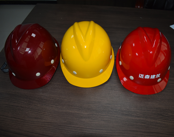 安全帽廠家小編為您講解特種勞動(dòng)防護(hù)用品安全標(biāo)志標(biāo)識(shí)。